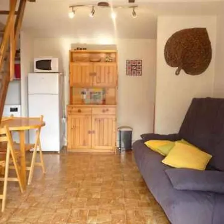 T2 Avec Terrasse, Parking Et Climatisation A 800m De La - Fr-1-782-11 *