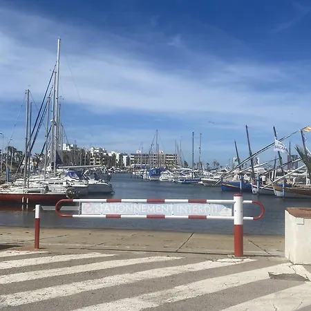 T2 Avec Terrasse, Parking Et Climatisation A 800m De La - Fr-1-782-11